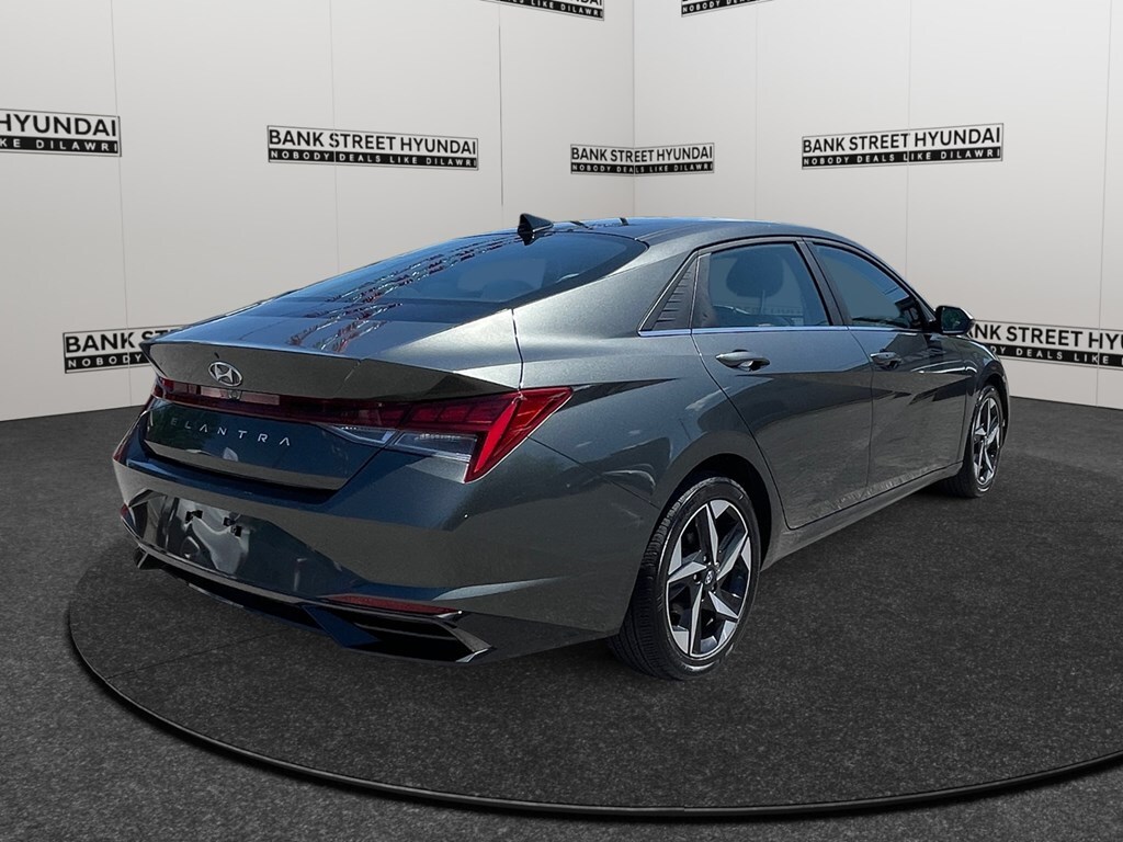 Hyundai Elantra 2023