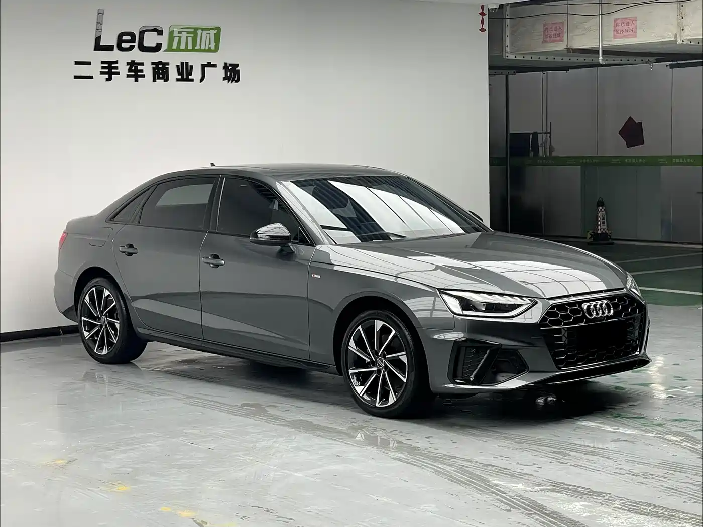Audi A4 2023