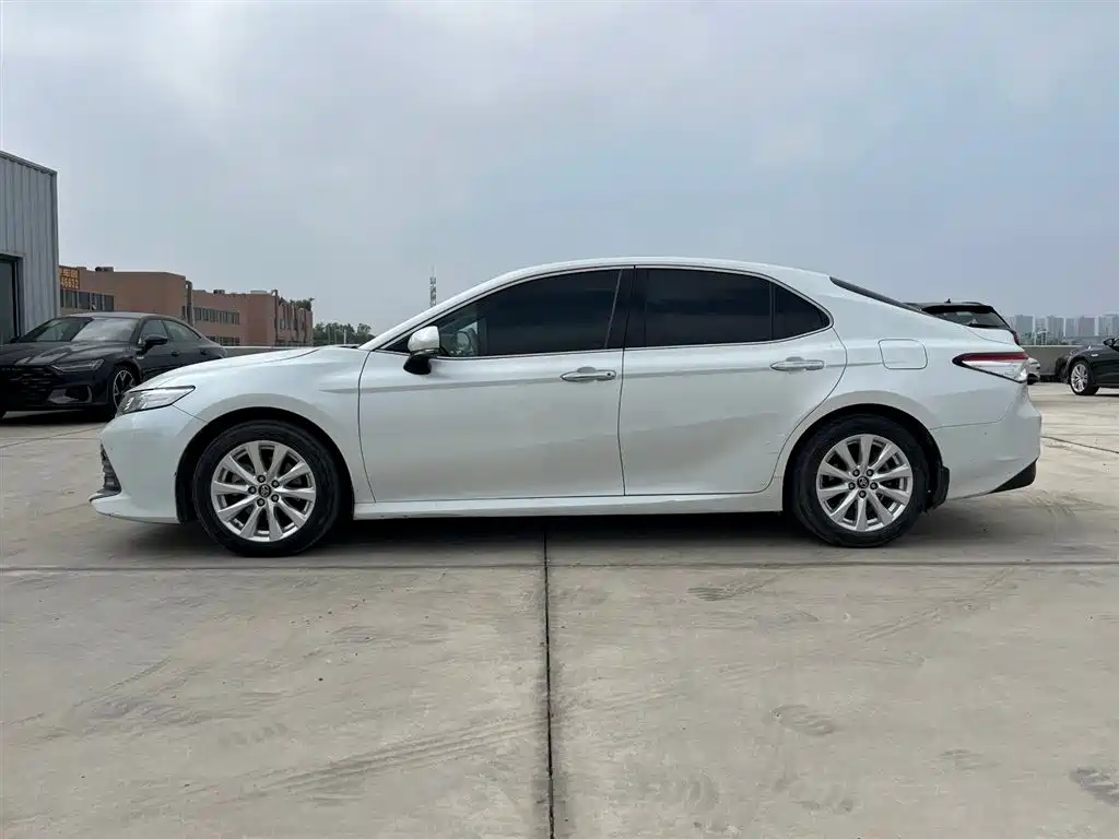 Toyota Camry 2020