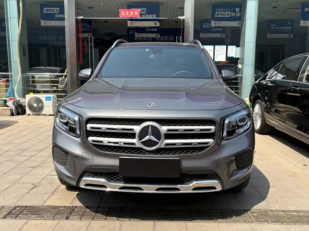 Mercedes-Benz GLB 2022