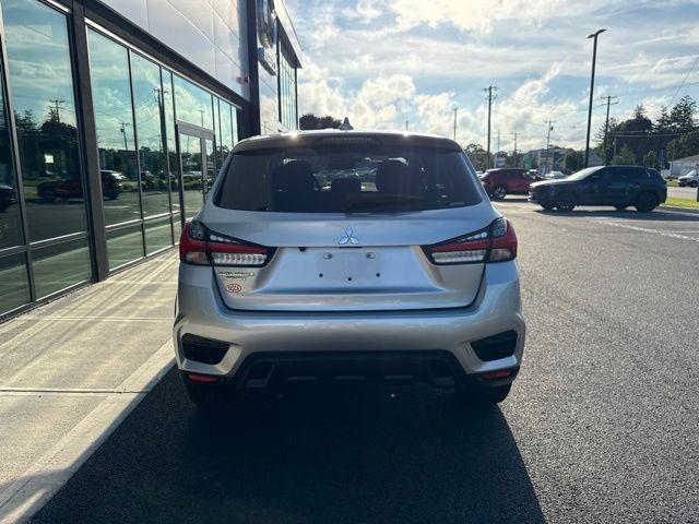 Mitsubishi Outlander Sport 2024
