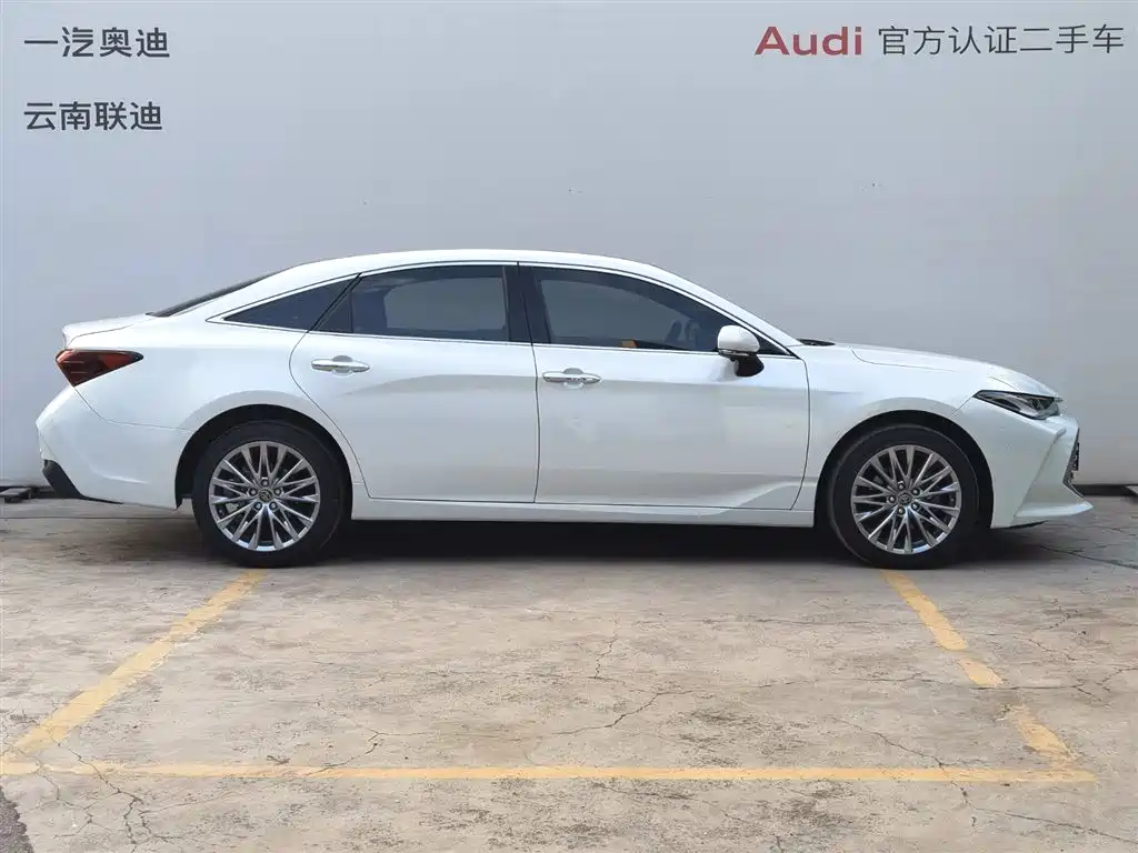Toyota Avalon 2024