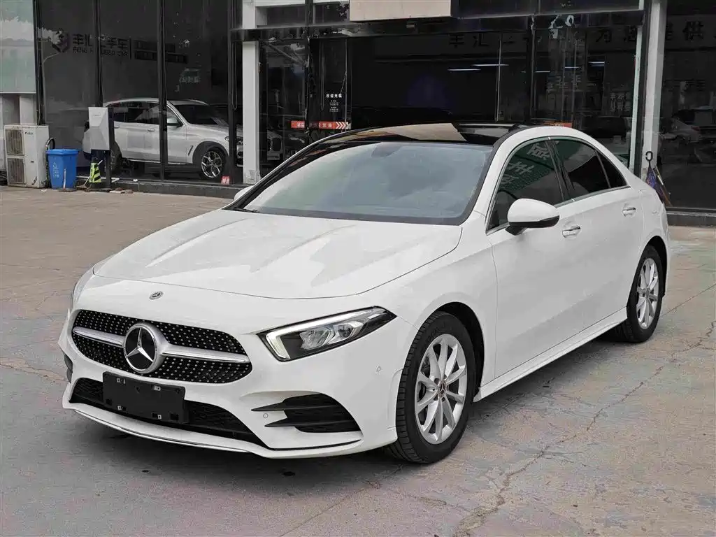 Mercedes-Benz A-Класс 2021