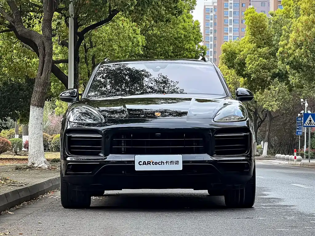 Porsche Cayenne 2023