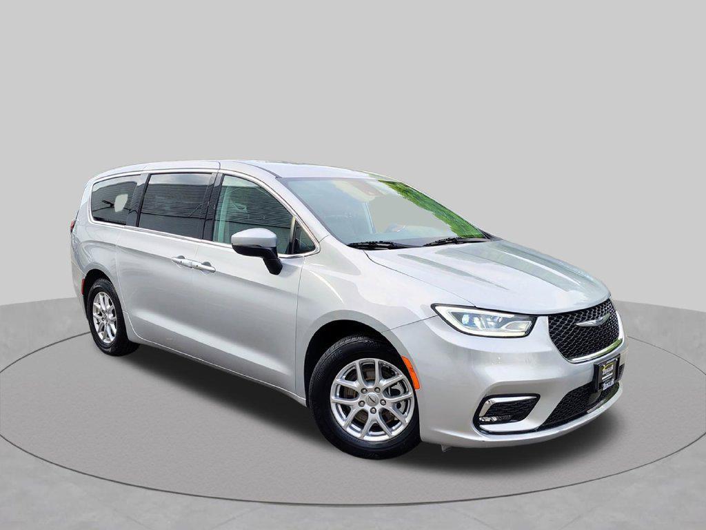 Chrysler Pacifica 2023