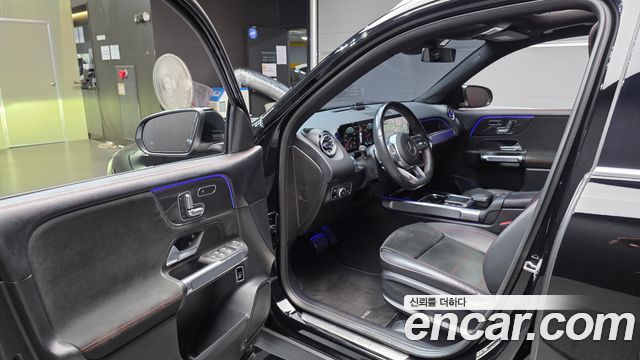 Mercedes-Benz GLB 2021