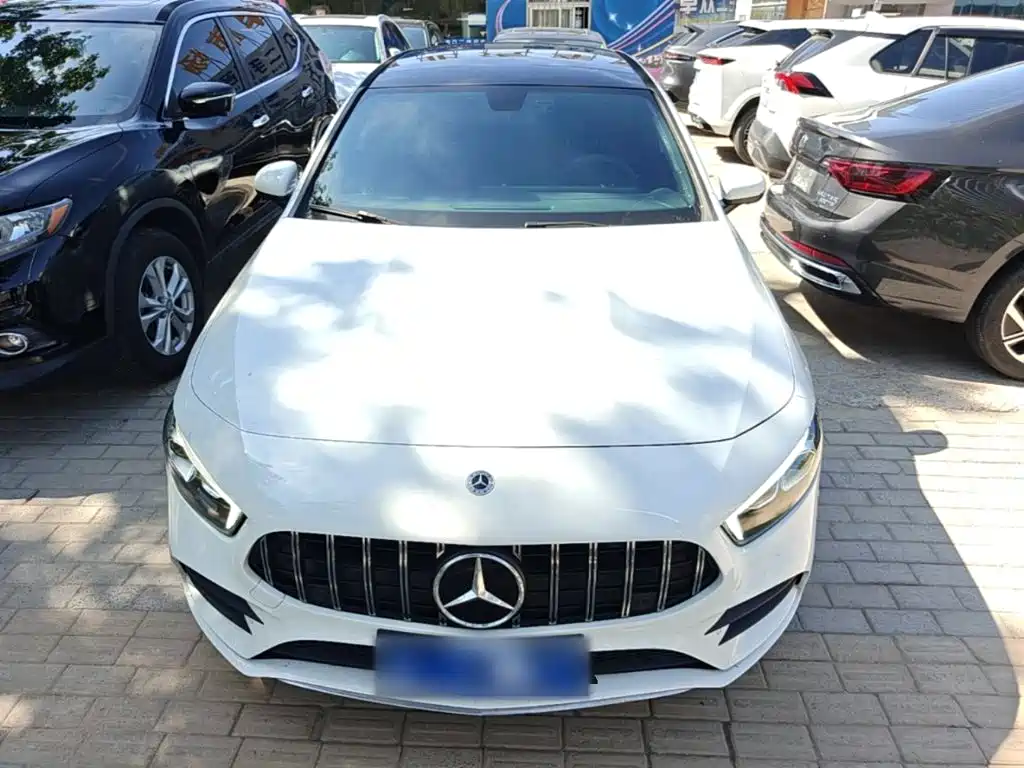 Mercedes-Benz A-Класс 2021