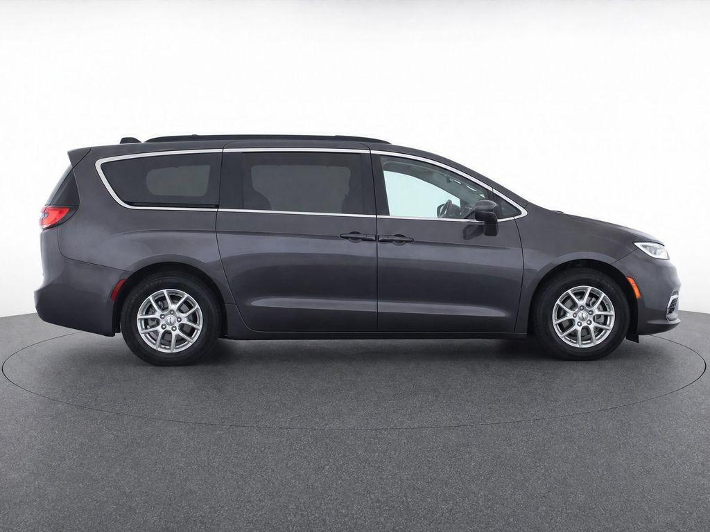 Chrysler Pacifica 2022