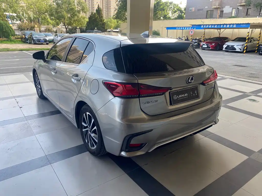 Lexus CT 2021