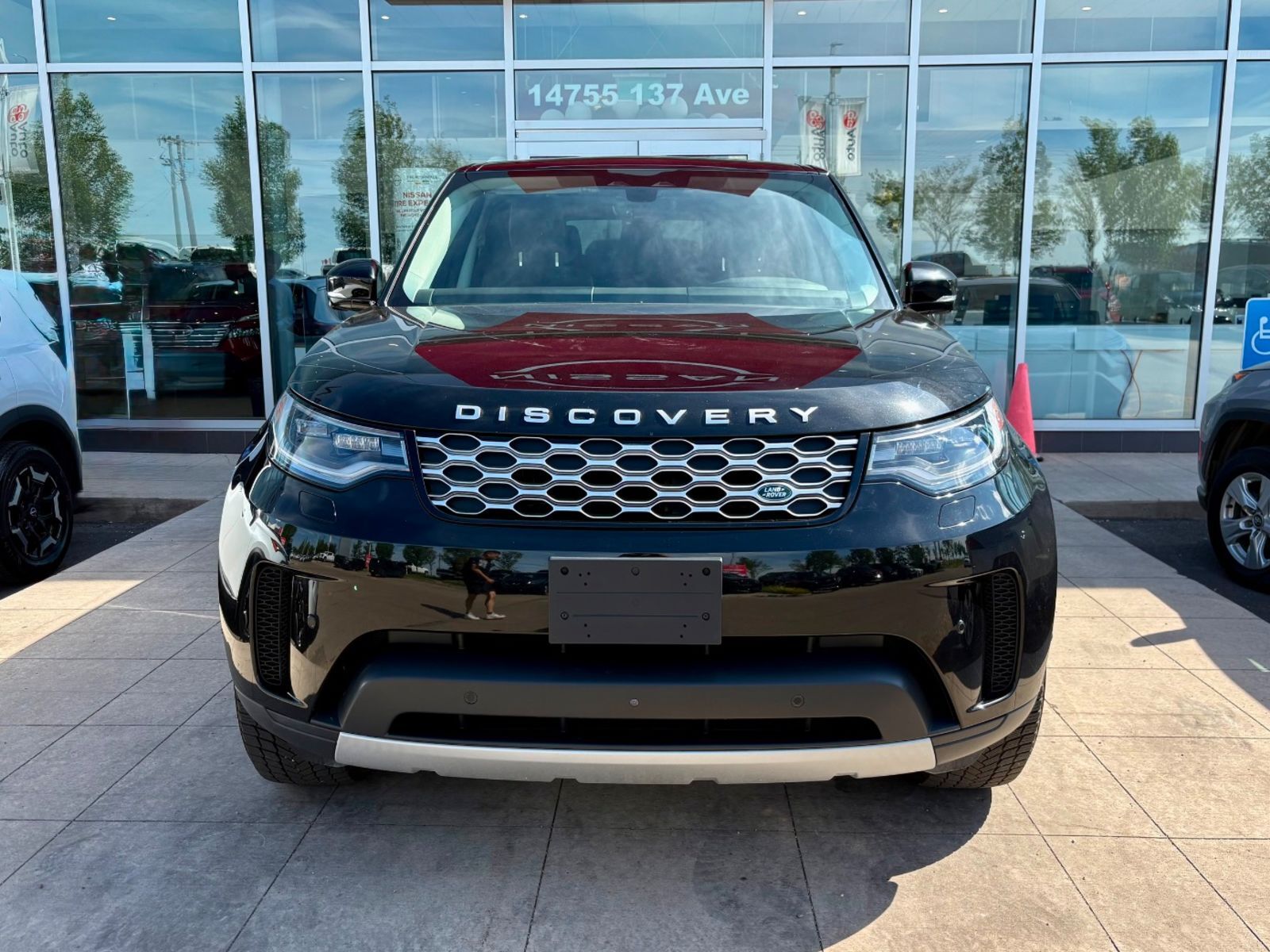 Land Rover Discovery 2023
