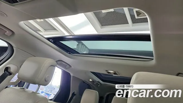 Land Rover Discovery 2021
