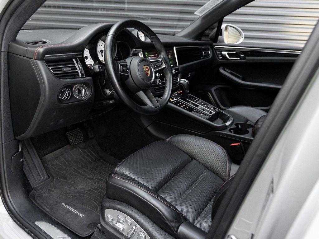 Porsche Macan 2023