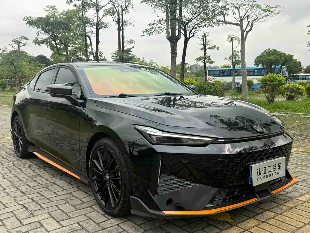 Changan UNI-V 2024