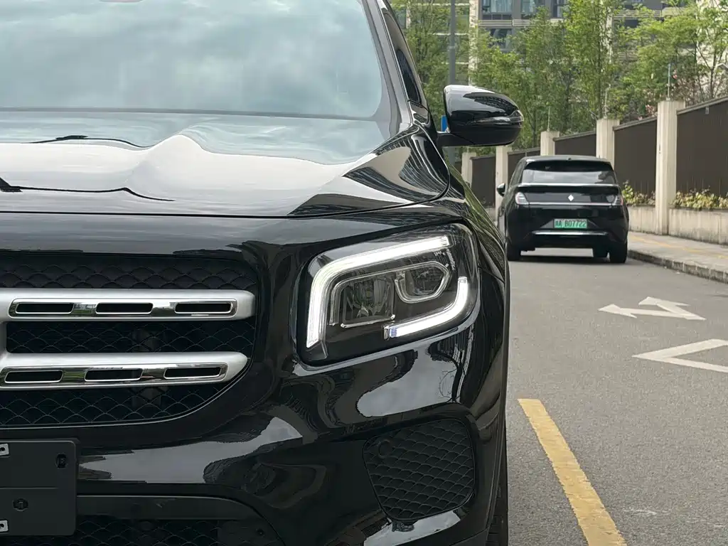 Mercedes-Benz GLB 2022
