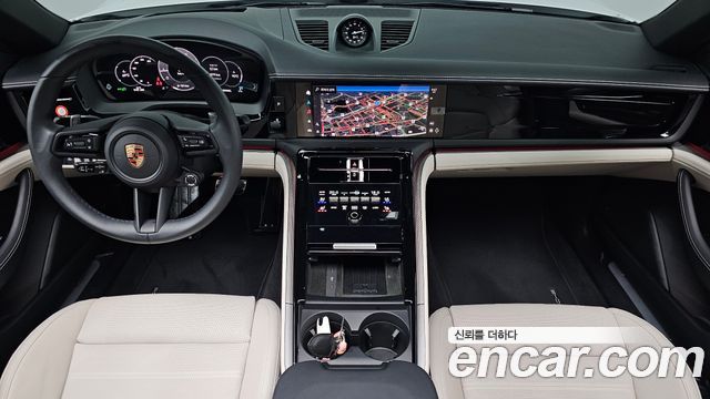 Porsche Panamera 2025