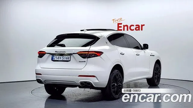 Maserati Levante 2022