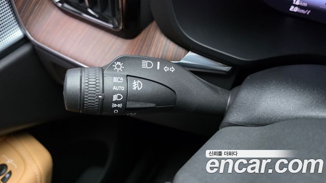 Volvo XC60 2022