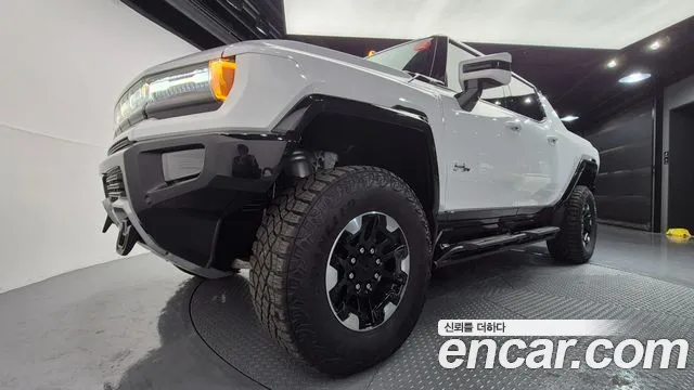 GMC Hummer EV 2025