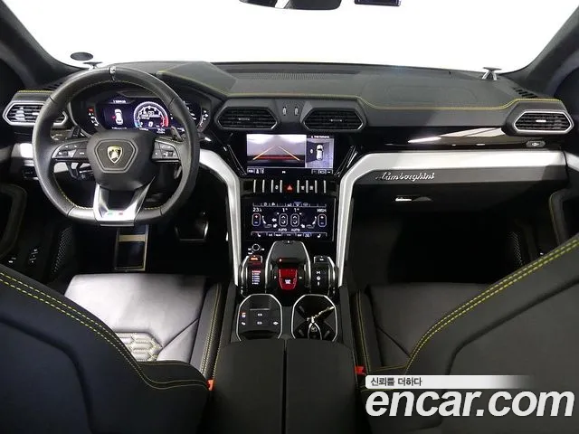 Lamborghini Urus 2021