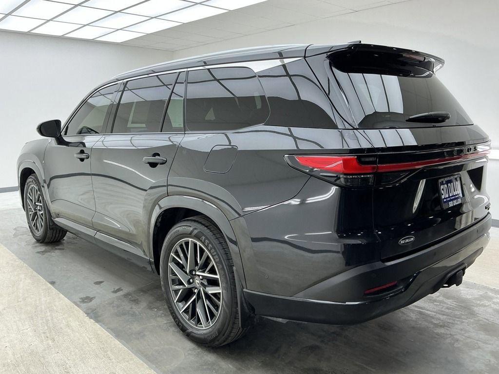 Lexus TX 2025