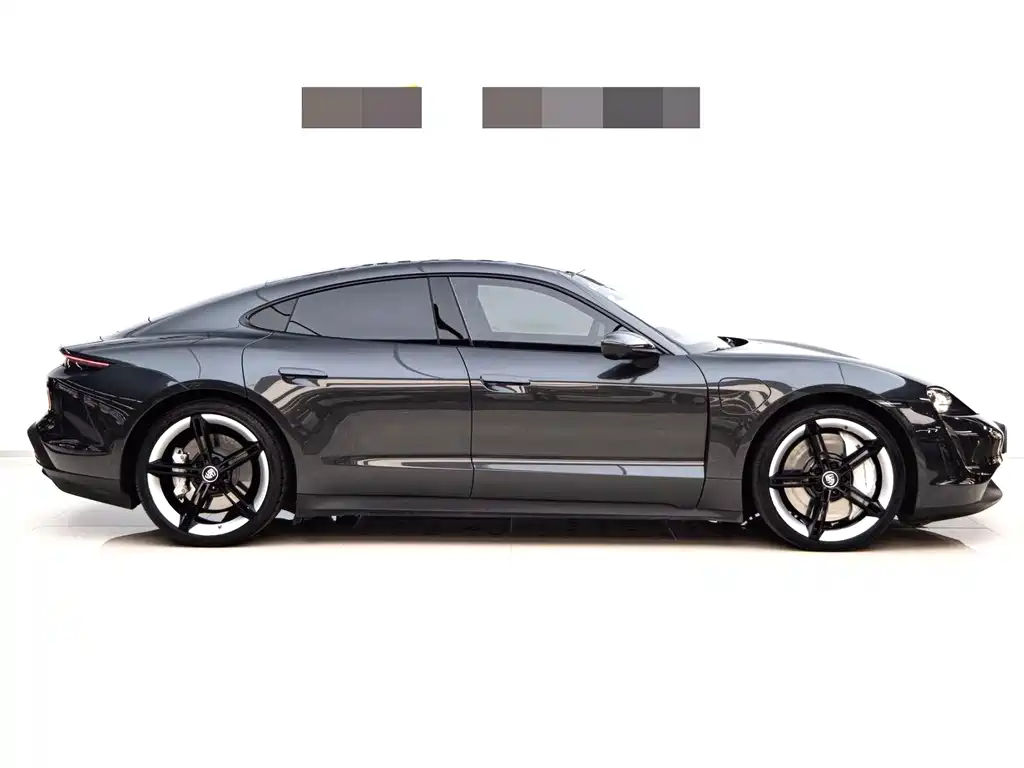 Porsche Taycan 2022