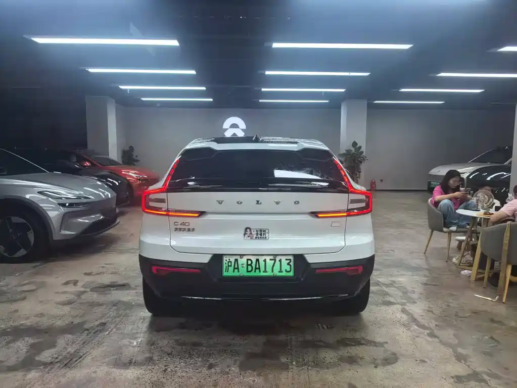 Volvo C40 2022