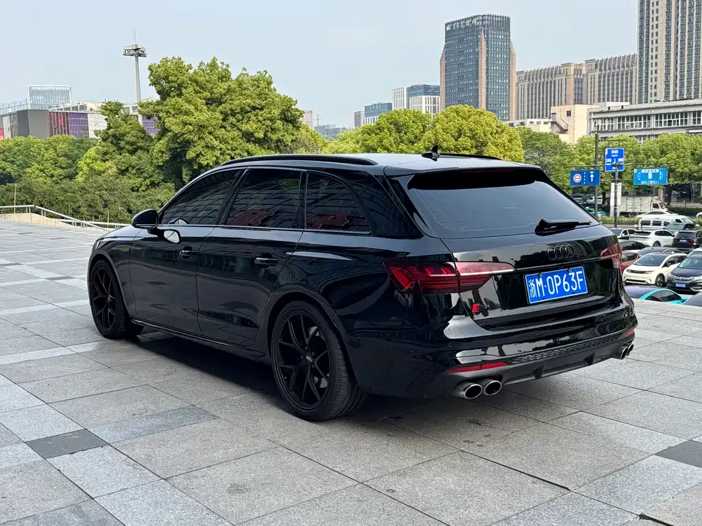 Audi S4 2024