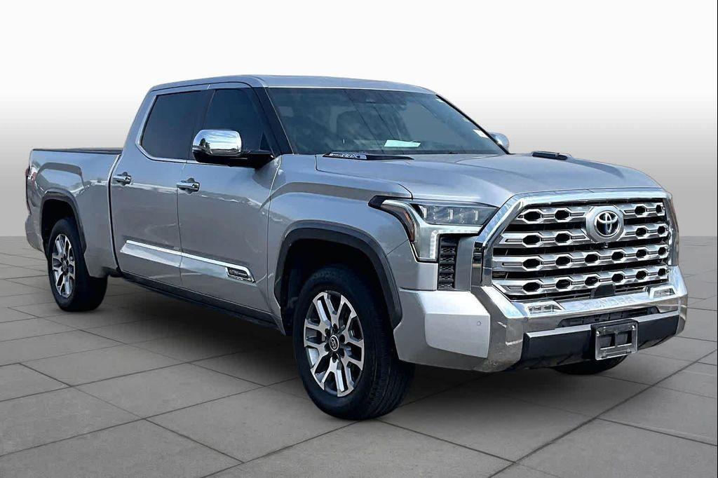 Toyota Tundra 2024
