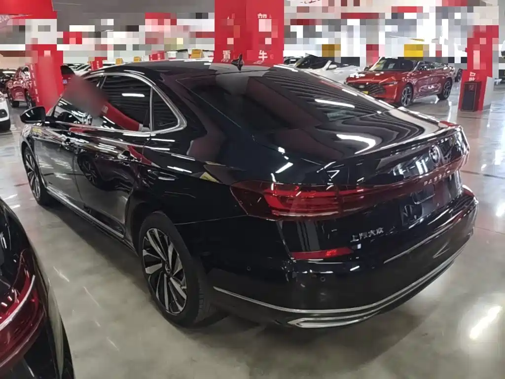 Volkswagen Passat 2023