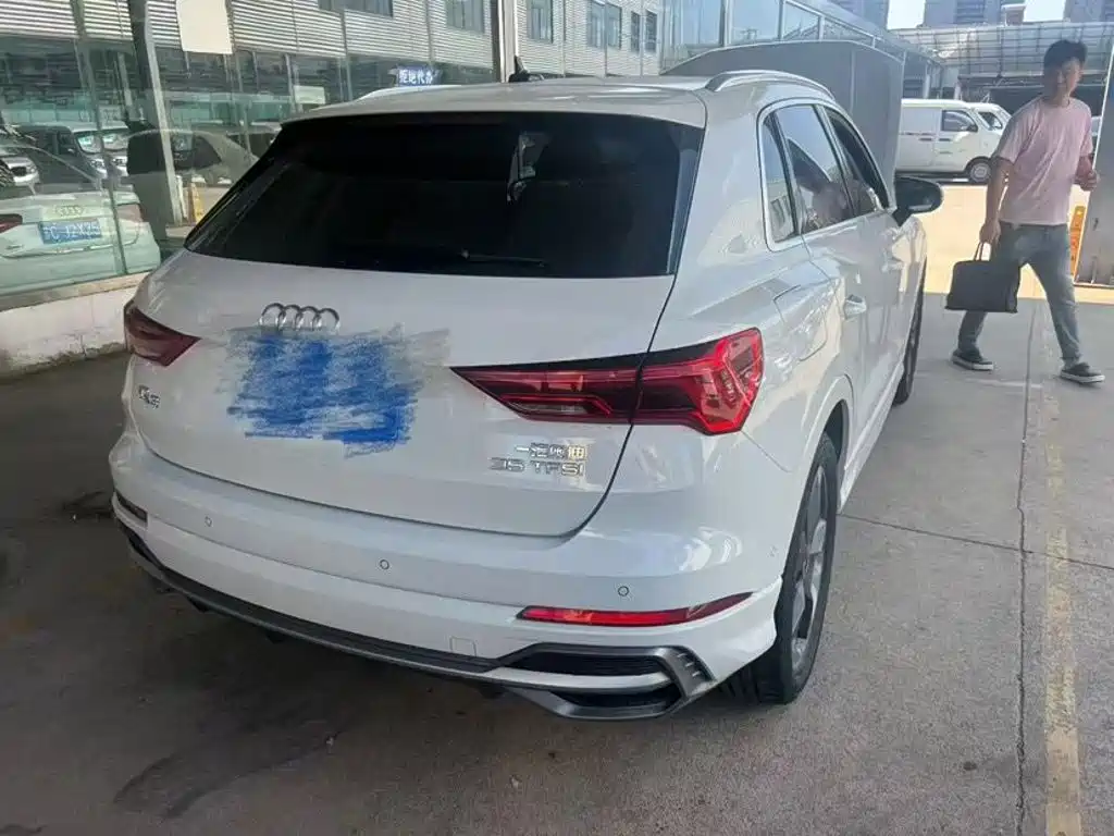 Audi Q3 2022