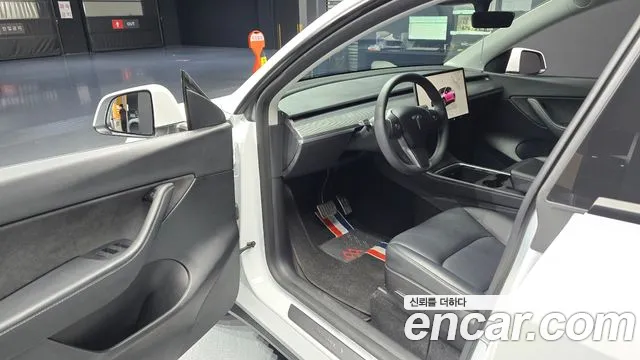 Tesla Model Y 2022