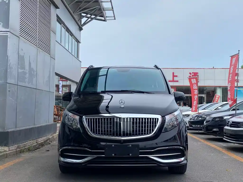 Mercedes-Benz Vito 2024