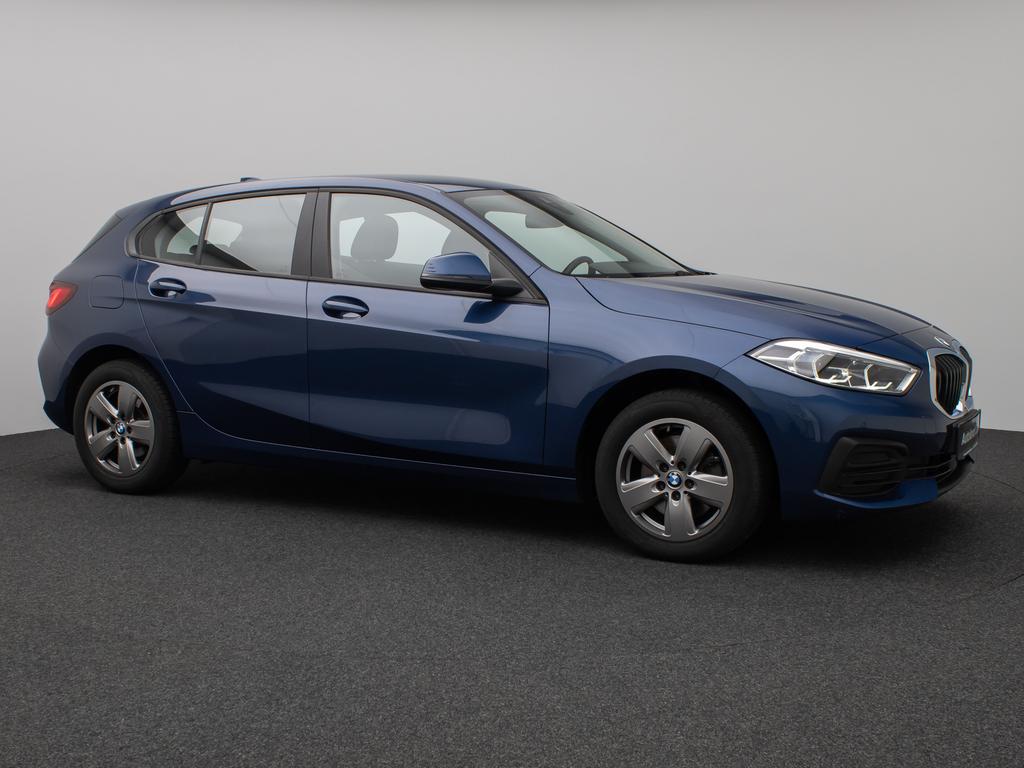 BMW 118 2023