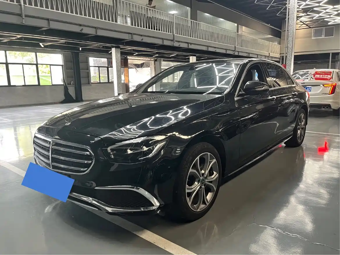 Mercedes-Benz E-Класс 2021
