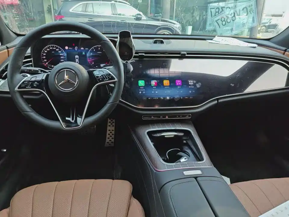 Mercedes-Benz E-Класс 2025
