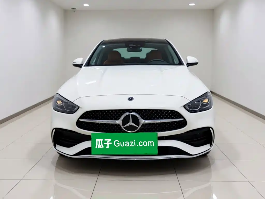 Mercedes-Benz C-Класс 2024