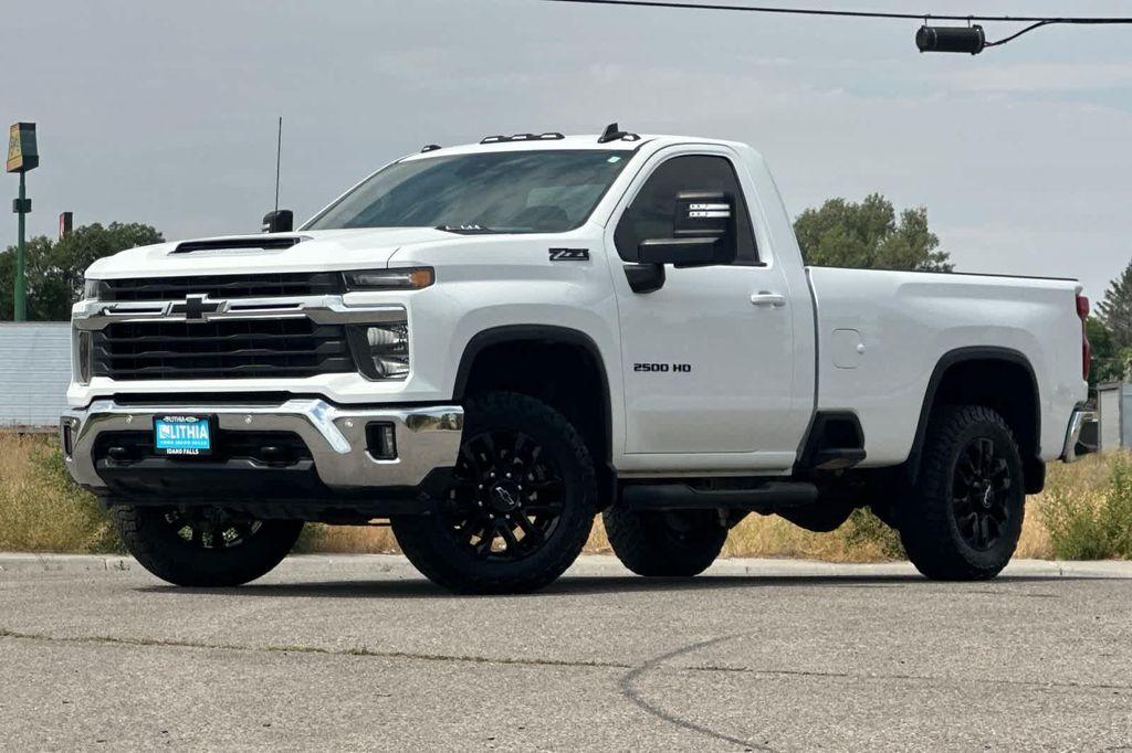 Chevrolet Silverado 2025