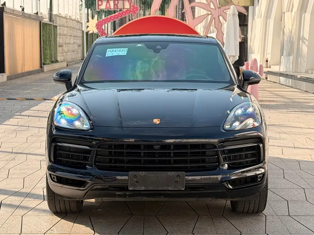 Porsche Cayenne 2021
