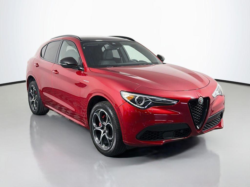 Alfa Romeo Stelvio 2023