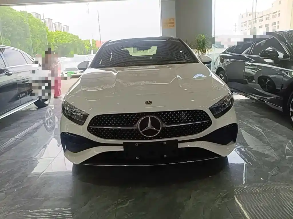 Mercedes-Benz A-Класс 2024