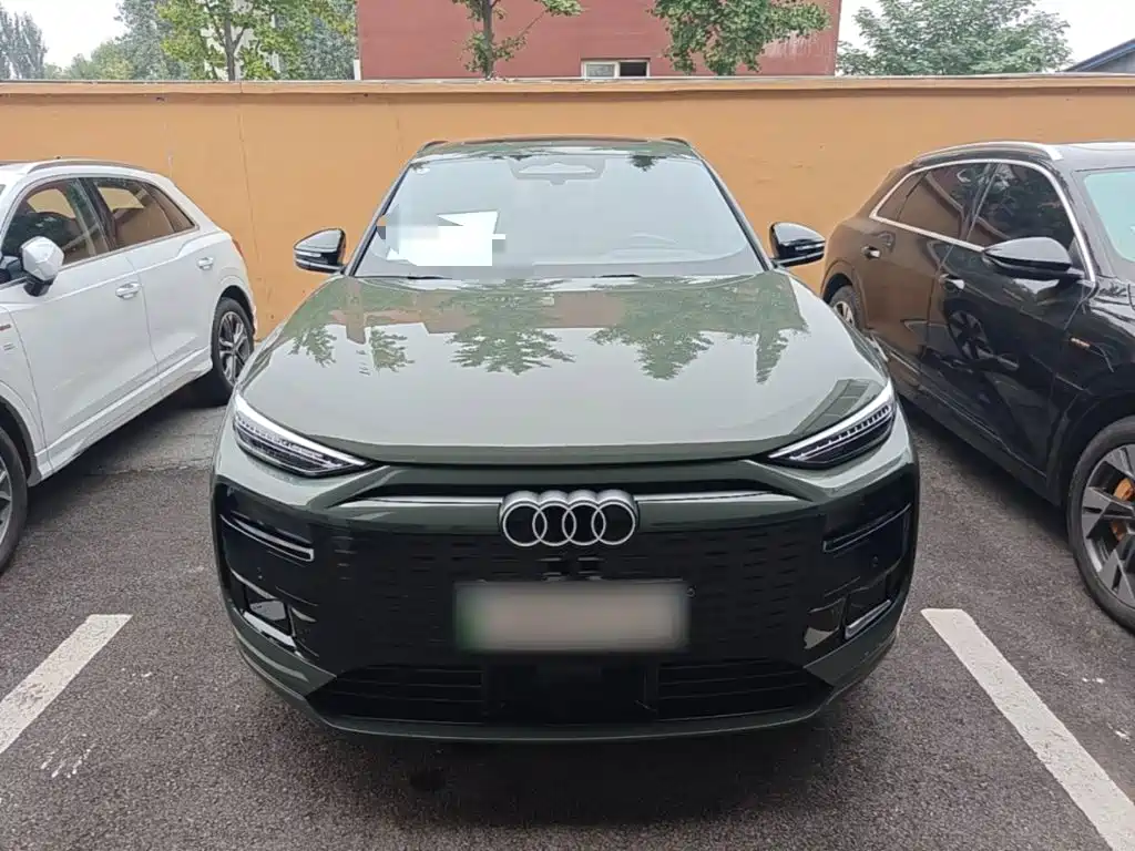 Audi e-tron 2026