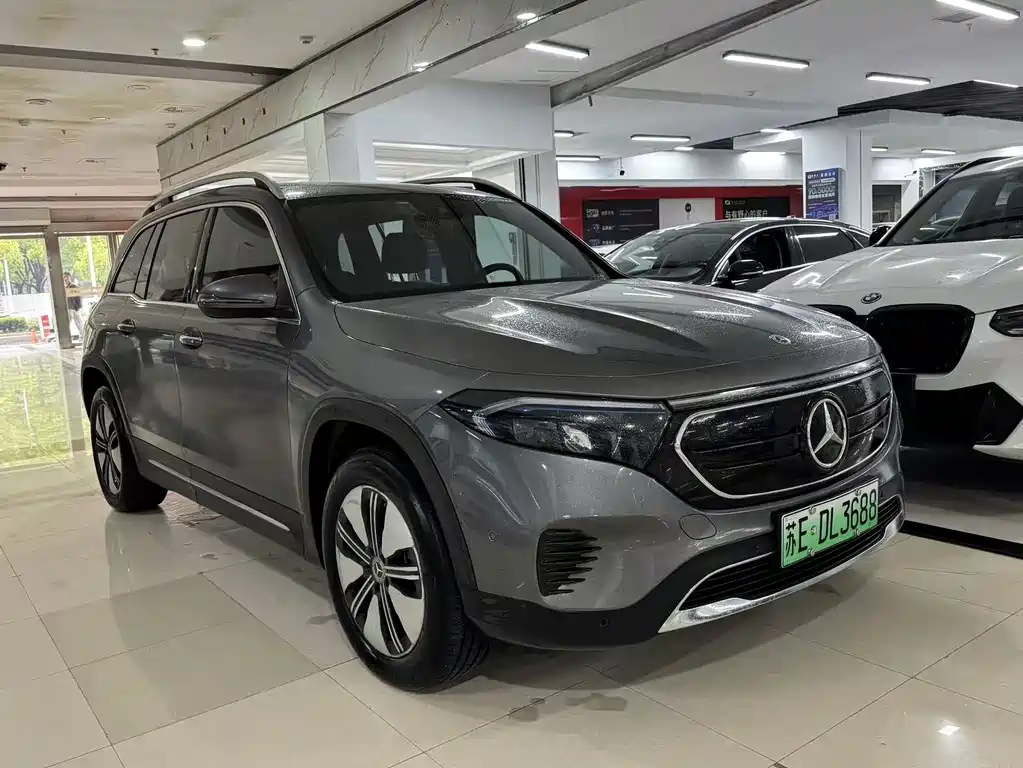 Mercedes-Benz EQB 2024