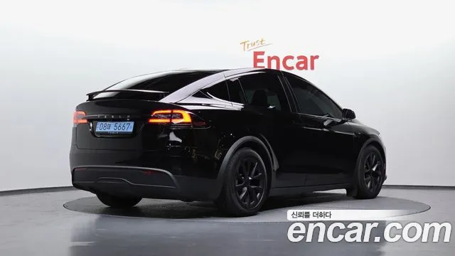 Tesla Model X 2024