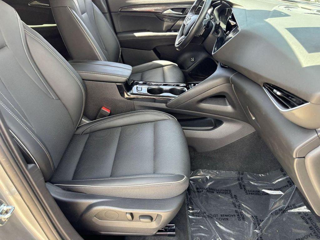 Buick Envision 2023