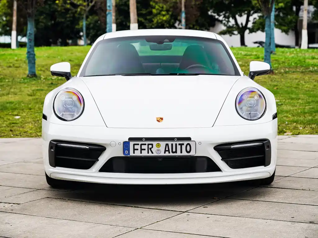 Porsche 911 2023