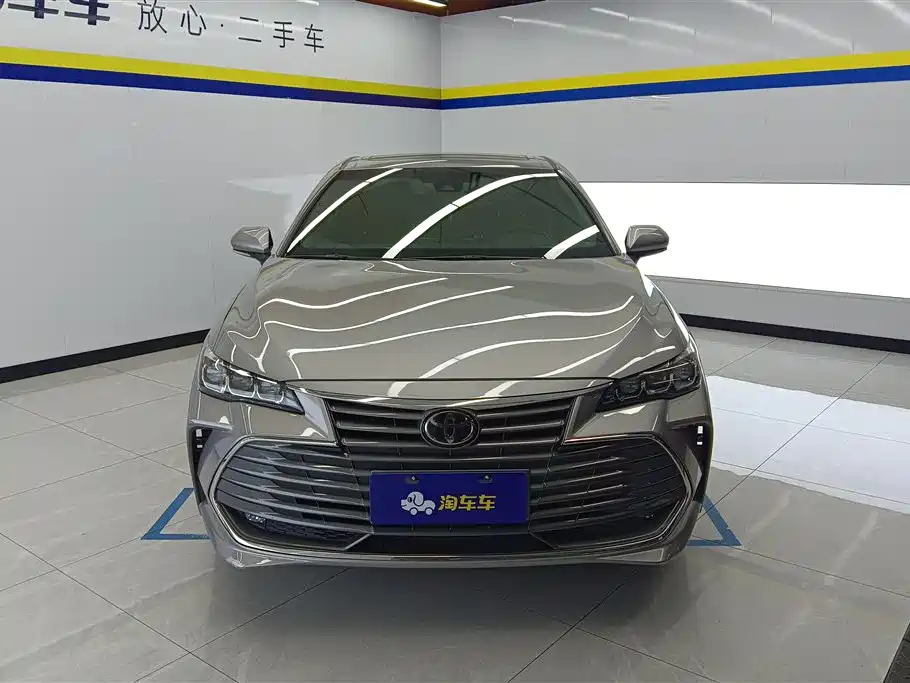 Toyota Avalon 2022