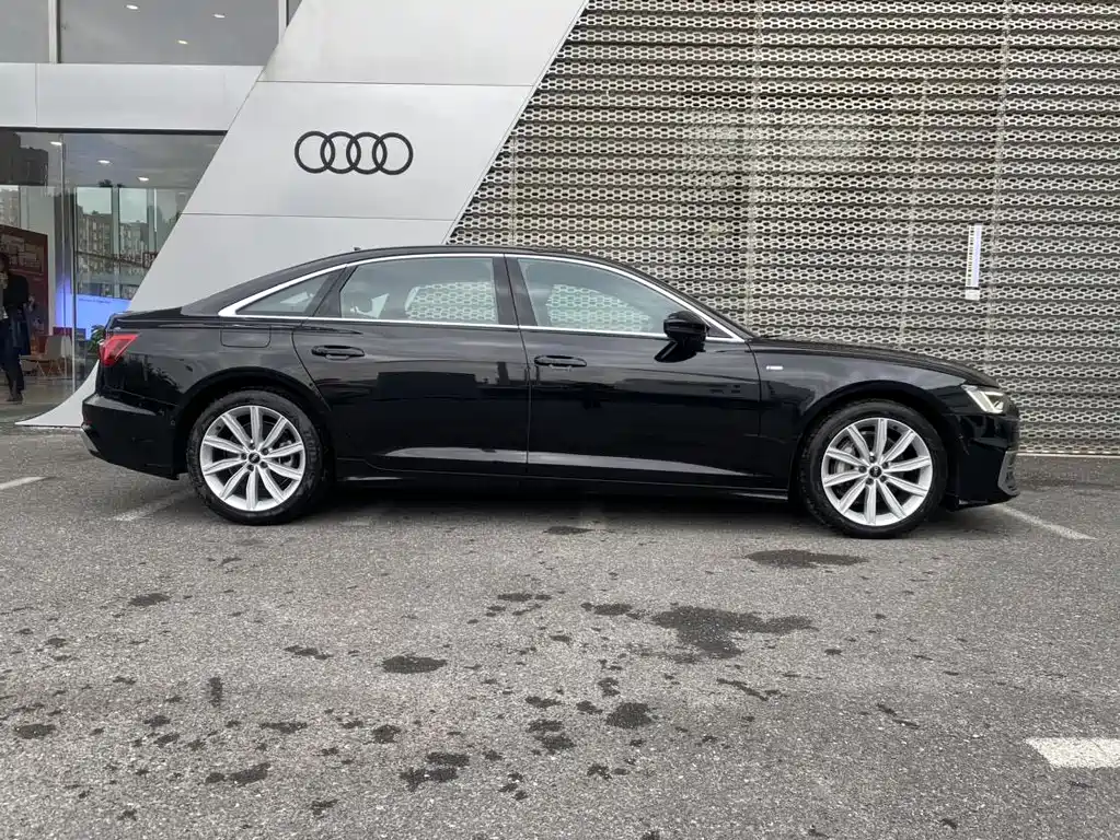 Audi A6 2024