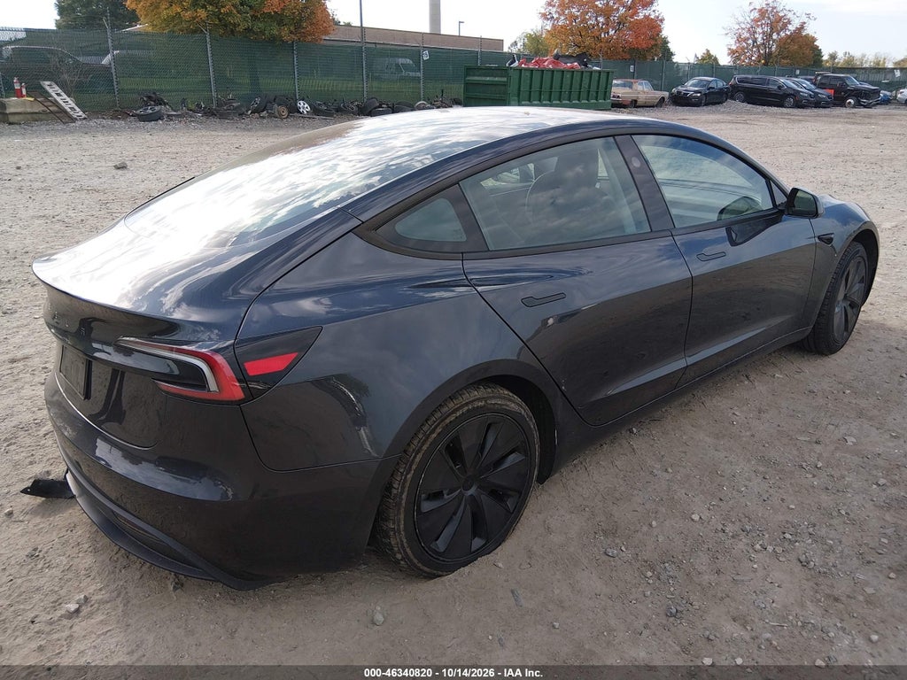 Tesla Model 3 2025