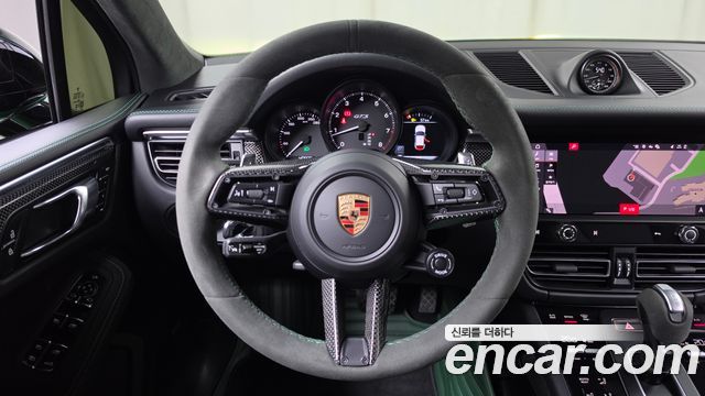 Porsche Macan 2024