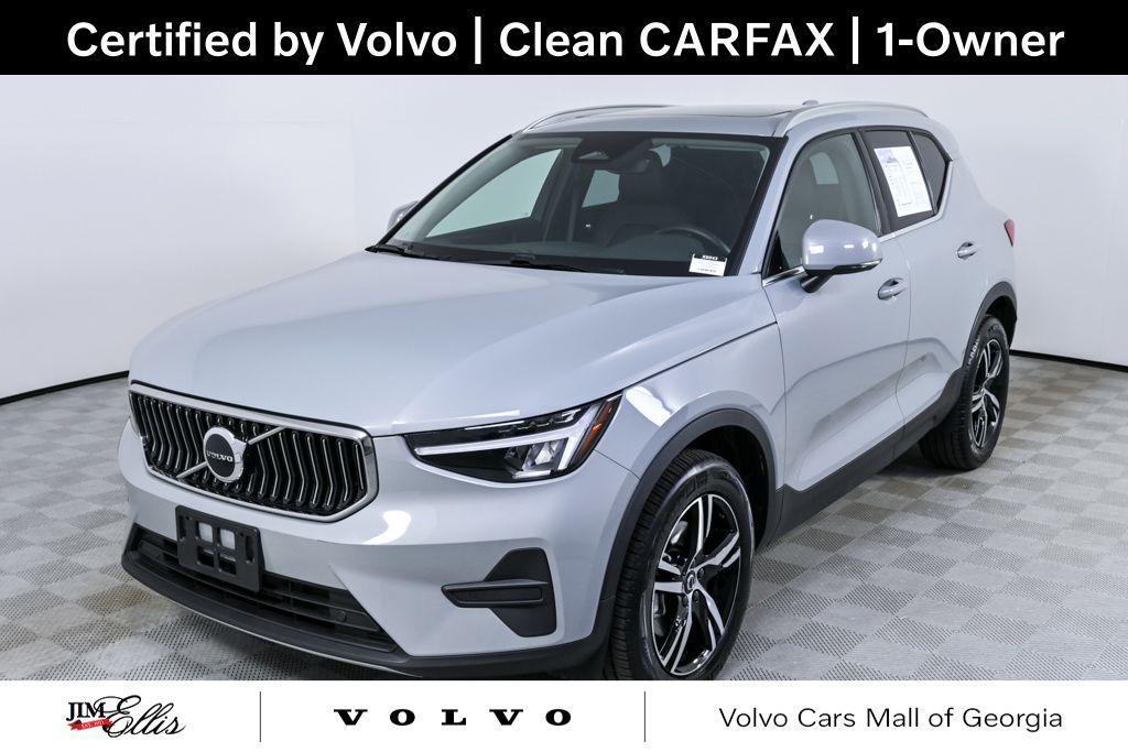 Volvo XC40 2025